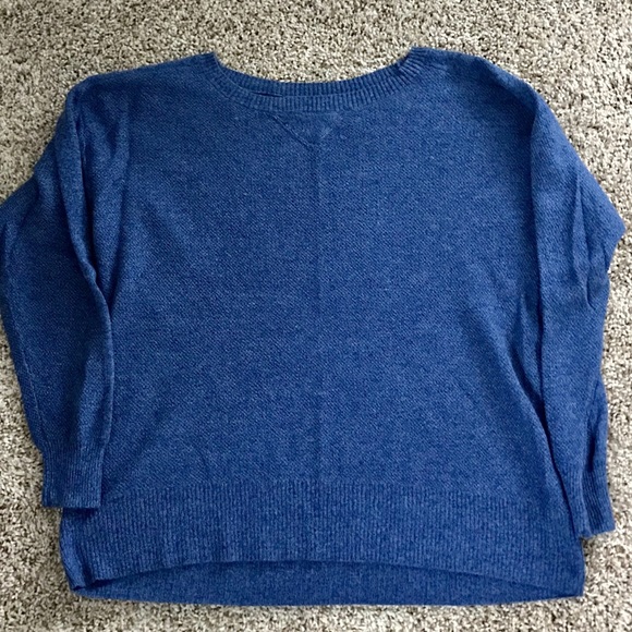 NEW SIZE M American Eagle Outfitters Blue Sweater - Picture 3 of 5